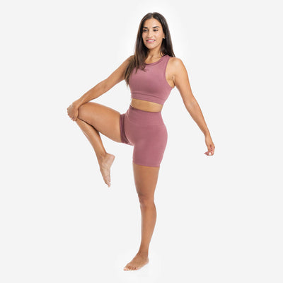 Treinando mulheres de primeira linha sem costura